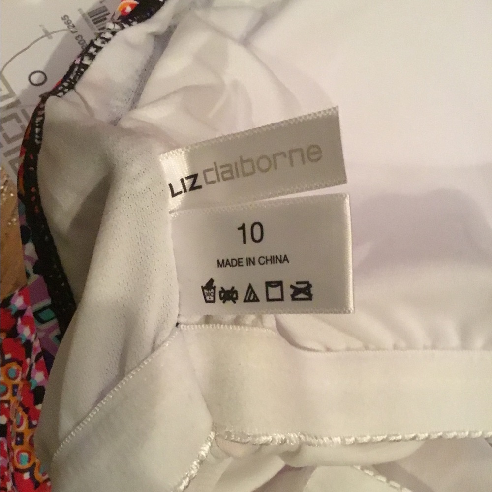 Liz Claiborne Mandala Tribal Swimwear - Picture 8 of 10